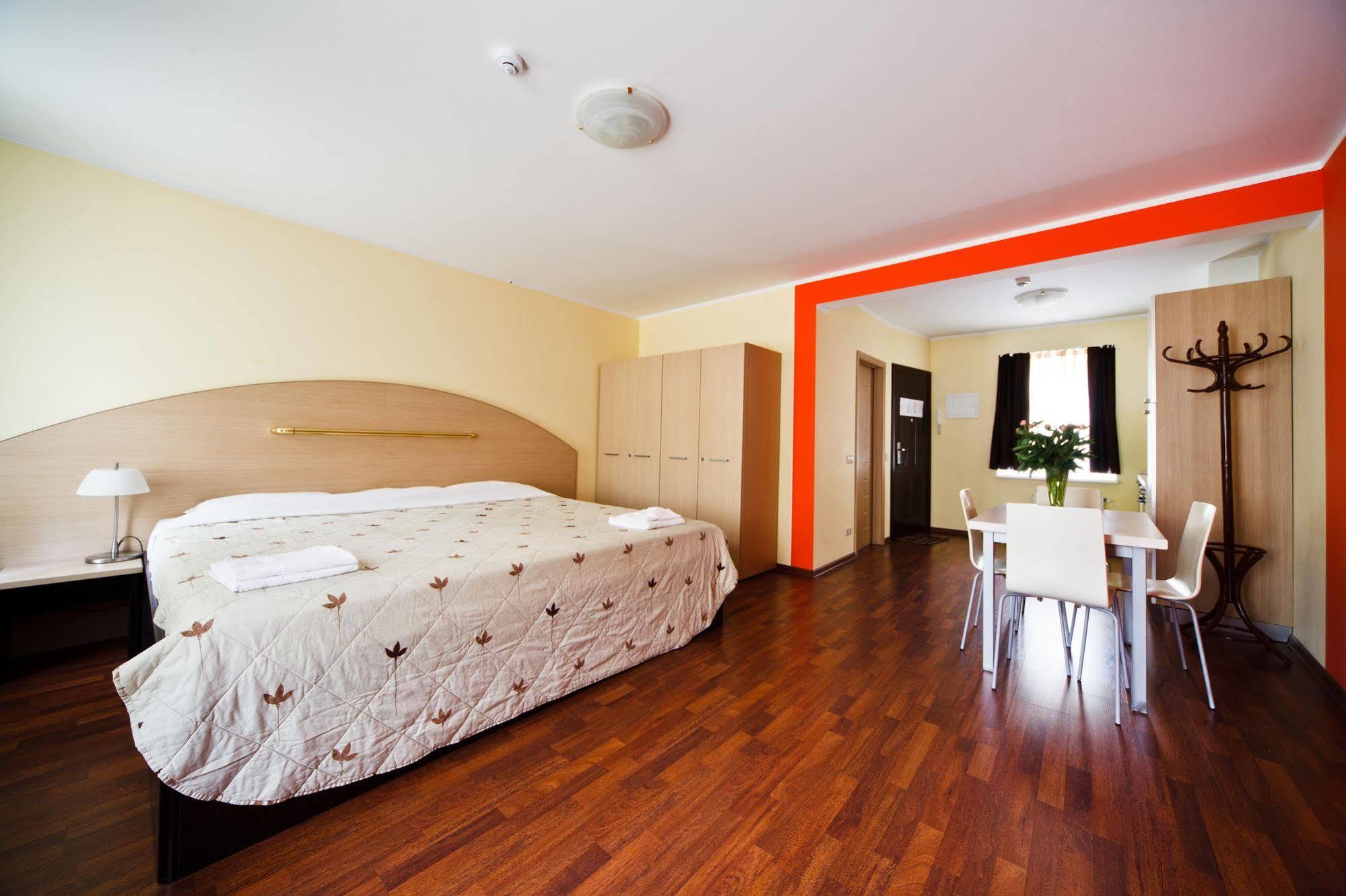 Aparthotel Autosole Riga Exterior photo